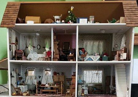 Doll's Houses in America: Historic Preservation in Miniature